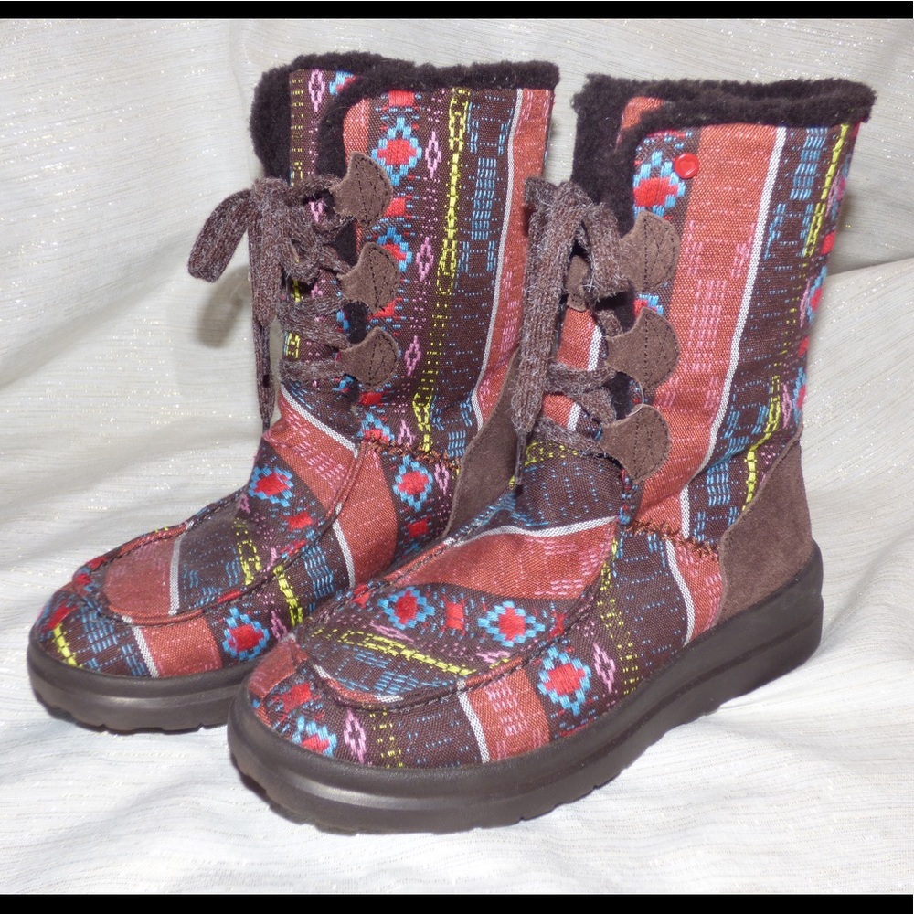 UGG Limited edition boots platform